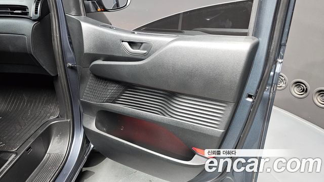 Hyundai Staria Cargo 3-Seater Smart 2025 — фото 25