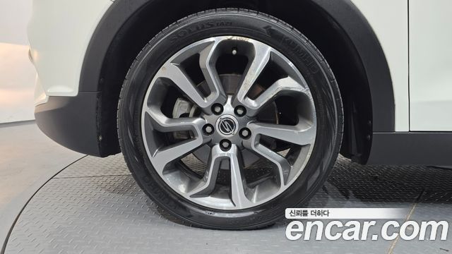 KG Mobility (SsangYong) Tivoli Diesel VX 2WD 2016 — фото 5