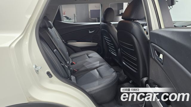 KG Mobility (SsangYong) Tivoli Diesel VX 2WD 2016 — фото 11