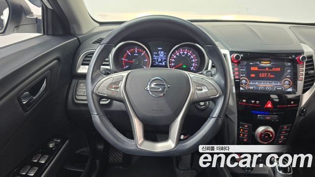 KG Mobility (SsangYong) Tivoli Diesel VX 2WD 2016 — фото 12