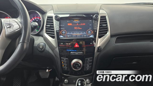 KG Mobility (SsangYong) Tivoli Diesel VX 2WD 2016 — фото 13
