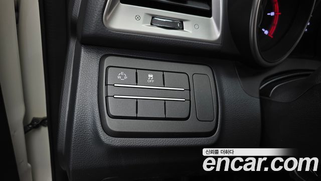 KG Mobility (SsangYong) Tivoli Diesel VX 2WD 2016 — фото 16
