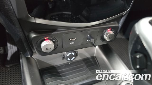 KG Mobility (SsangYong) Tivoli Diesel VX 2WD 2016 — фото 18