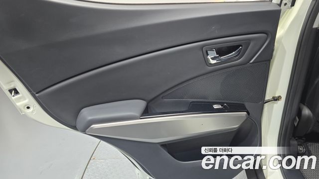 KG Mobility (SsangYong) Tivoli Diesel VX 2WD 2016 — фото 25