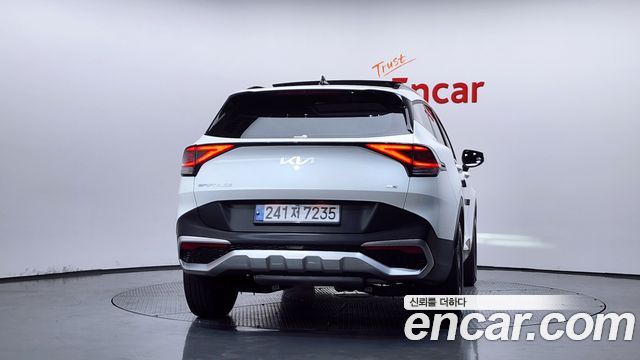 Kia Sportage (V) Gasoline 1.6 Turbo 4WD Prestige 2023 — фото 4