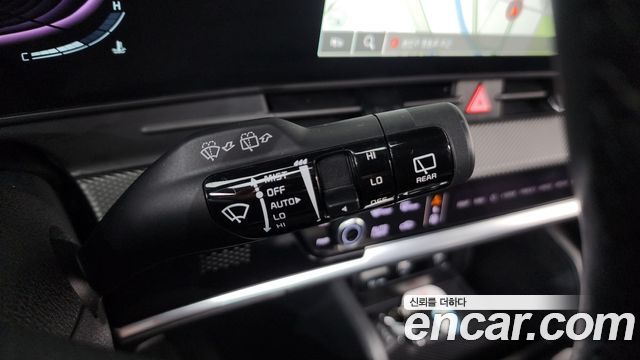 Kia Sportage (V) Gasoline 1.6 Turbo 4WD Prestige 2023 — фото 18