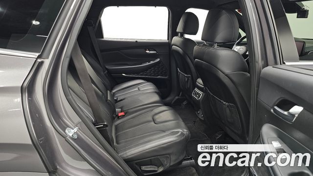 Hyundai Santa Fe Diesel 2.2 2WD Calligraphy 2021 — фото 12