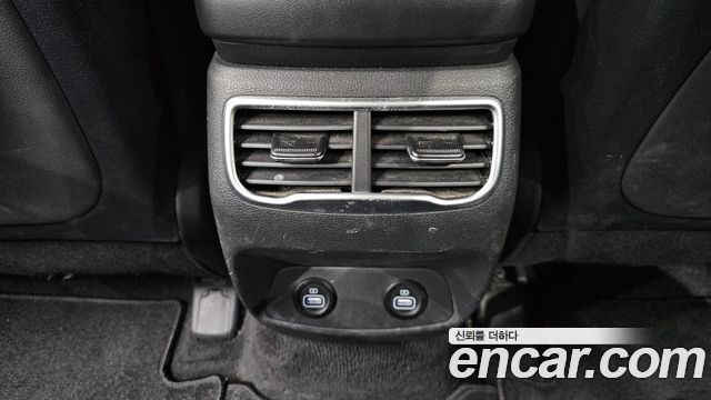 Hyundai Santa Fe Diesel 2.2 2WD Calligraphy 2021 — фото 31