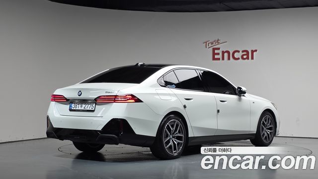 BMW 5 Series (G60) 520i M Sport 2025 — фото 2