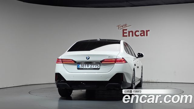 BMW 5 Series (G60) 520i M Sport 2025 — фото 4