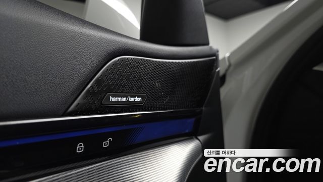 BMW 5 Series (G60) 520i M Sport 2025 — фото 19