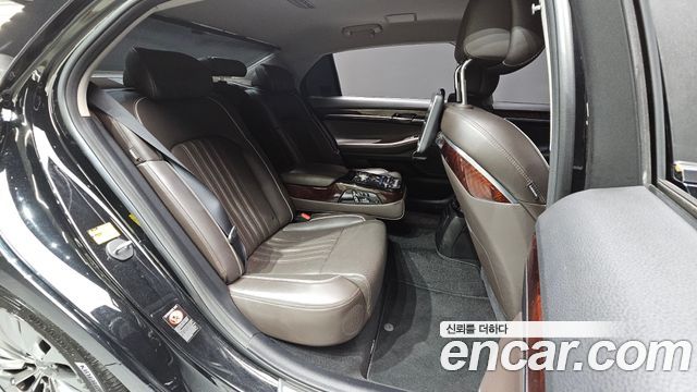 Genesis EQ900 3.8 GDI AWD Premium Luxury 2016 — фото 11