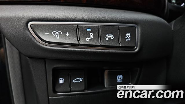 Genesis EQ900 3.8 GDI AWD Premium Luxury 2016 — фото 17