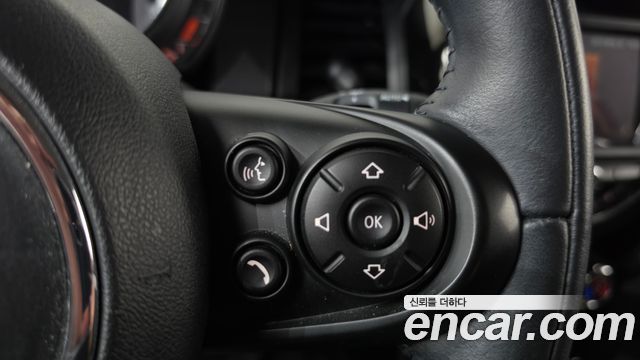 MINI Cooper 5Door Standard 3rd 2020 — фото 17