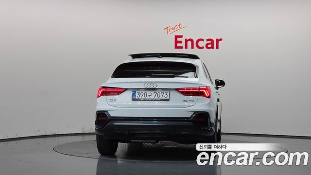 Audi Q3 (F3) 35 TDI Sportback 2020 — фото 4