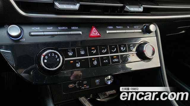 Hyundai Sonata The Edge (DN8) 2.0 Premium 2024 — фото 13
