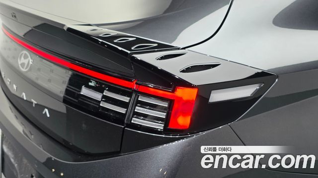 Hyundai Sonata The Edge (DN8) 2.0 Premium 2024 — фото 23