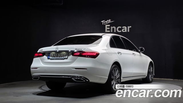 Mercedes-Benz E-Class (W213) E350 4MATIC Exclusive 2023 — фото 2