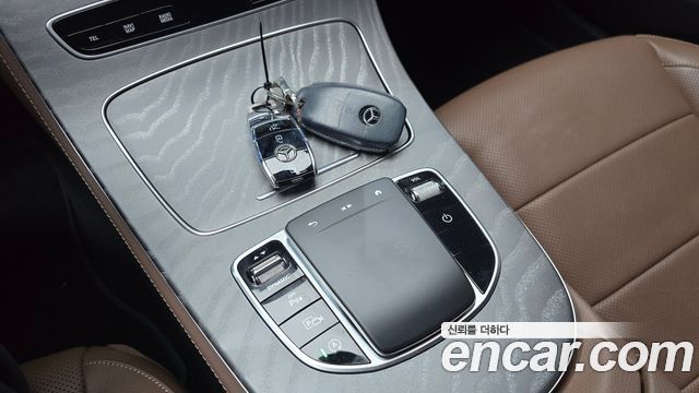 Mercedes-Benz E-Class (W213) E350 4MATIC Exclusive 2023 — фото 18