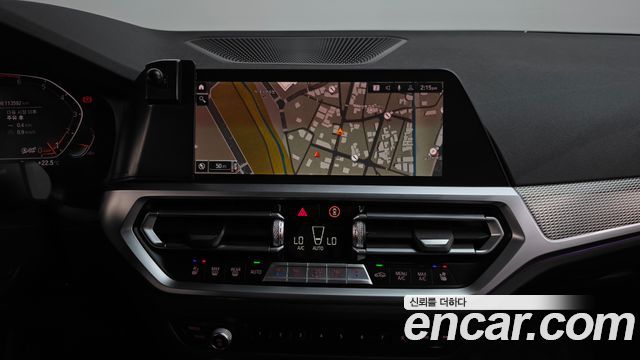 BMW 4 Series (G22) 420i M Sport Coupe 2021 — фото 12