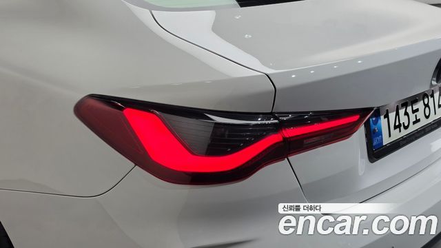 BMW 4 Series (G22) 420i M Sport Coupe 2021 — фото 23