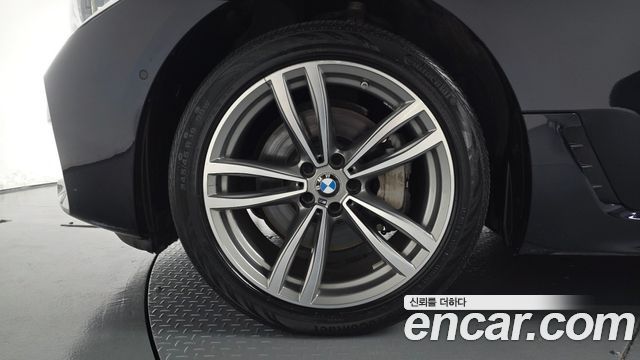 BMW 6 Series GT (G32) 620d xDrive M Sport 2020 — фото 5