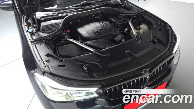 BMW 6 Series GT (G32) 620d xDrive M Sport 2020 — фото 6