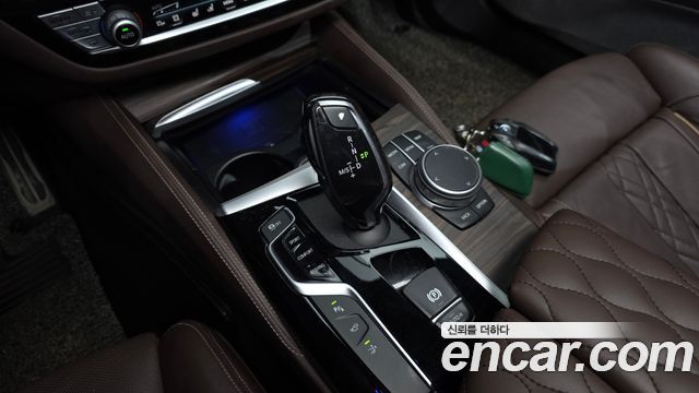 BMW 6 Series GT (G32) 620d xDrive M Sport 2020 — фото 9