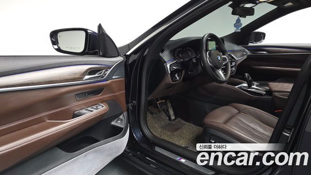BMW 6 Series GT (G32) 620d xDrive M Sport 2020 — фото 10