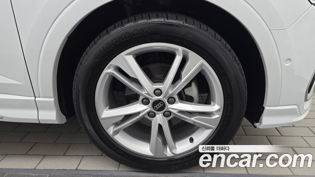 Audi Q3 (F3) 35 TDI Premium Sportback 2023 — фото 21