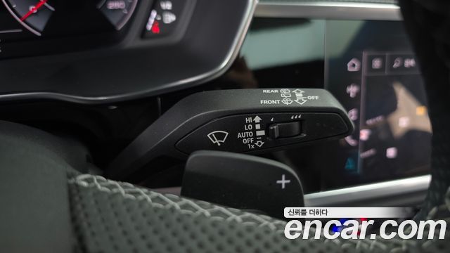 Audi Q3 (F3) 35 TDI Premium Sportback 2023 — фото 29