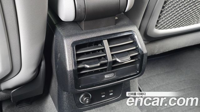 Audi Q3 (F3) 35 TDI Premium Sportback 2023 — фото 31