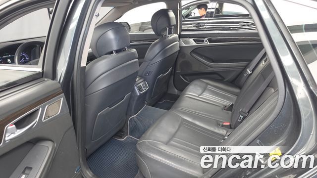Genesis G80 3.3 GDI AWD Prestige 2018 — фото 16
