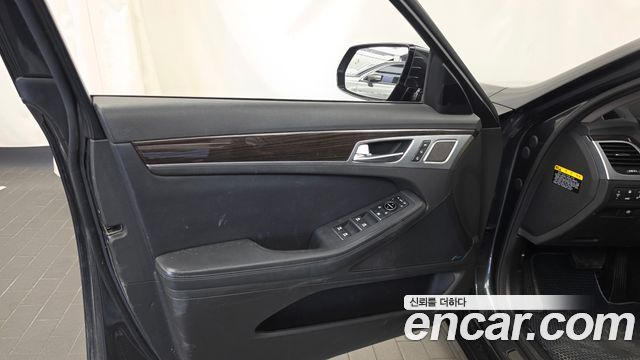 Genesis G80 3.3 GDI AWD Prestige 2018 — фото 30