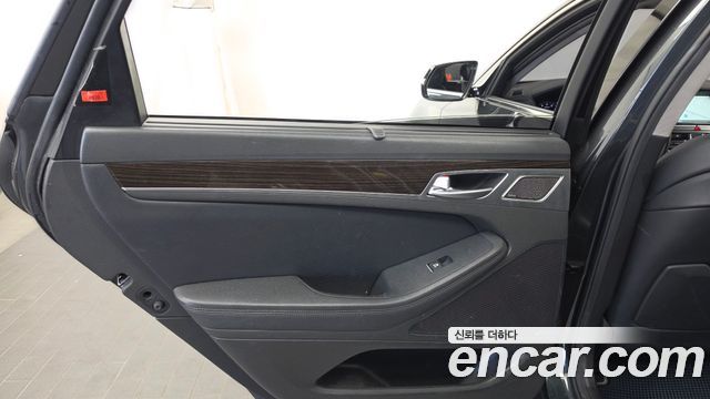 Genesis G80 3.3 GDI AWD Prestige 2018 — фото 31