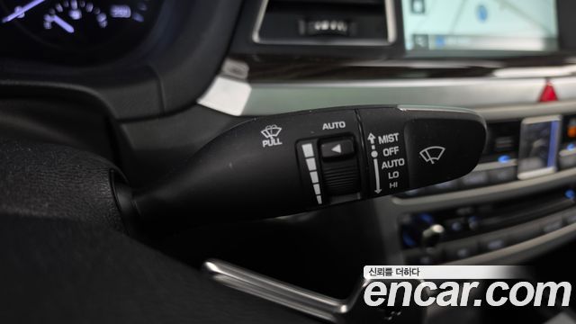 Genesis G80 3.3 GDI AWD Prestige 2018 — фото 35