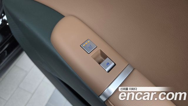 Hyundai Grandeur (GN7) 2,5 Gasoline 2WD Premium 2026 — фото 19
