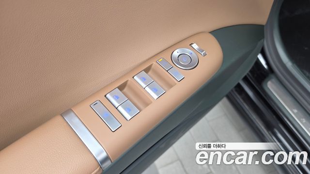Hyundai Grandeur (GN7) 2,5 Gasoline 2WD Premium 2026 — фото 29