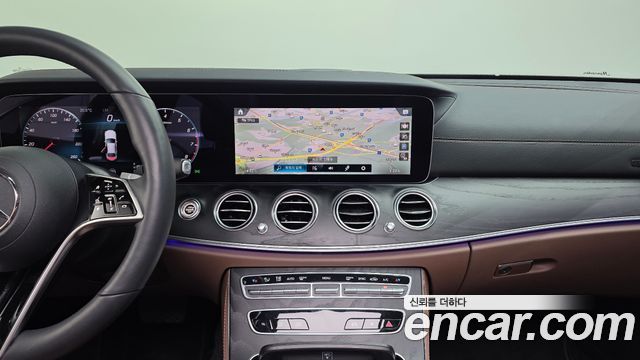 Mercedes-Benz E-Class (W213) E250 AMG Line 2023 — фото 14