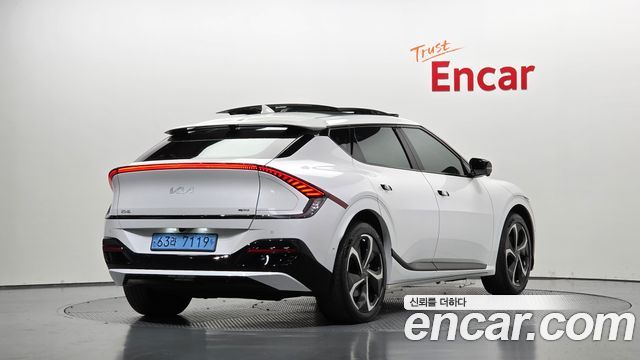 Kia EV6 Long Range 4WD GT Line 2024 — фото 2