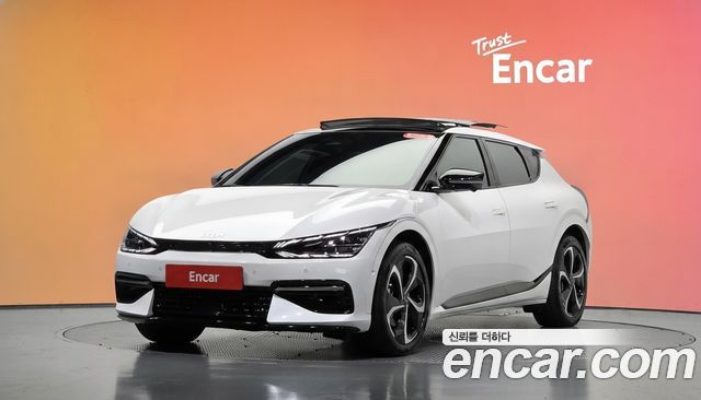 Kia EV6 Long Range 4WD GT Line 2024 — фото 1