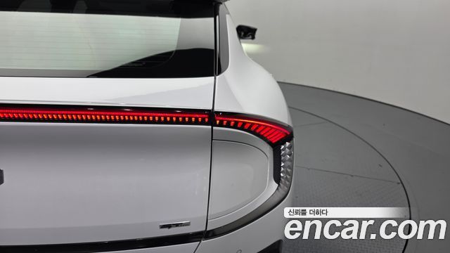 Kia EV6 Long Range 4WD GT Line 2024 — фото 23