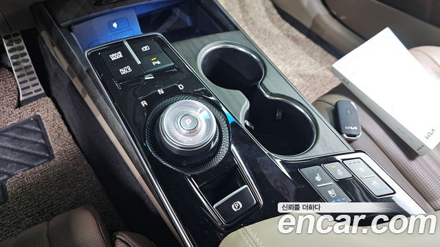 Kia K8 2.5 Gasoline 2WD Signature 2023 — фото 9