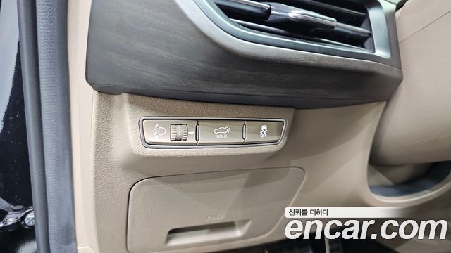 Kia K8 2.5 Gasoline 2WD Signature 2023 — фото 20