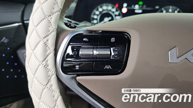 Kia K8 2.5 Gasoline 2WD Signature 2023 — фото 28