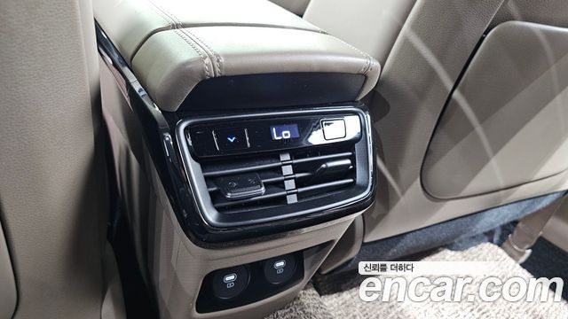 Kia K8 2.5 Gasoline 2WD Signature 2023 — фото 34