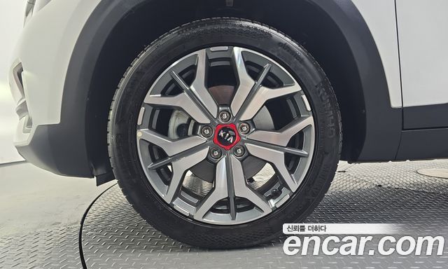 Kia Seltos Gasoline 1.6 Turbo 2WD Noblesse 2020 — фото 5