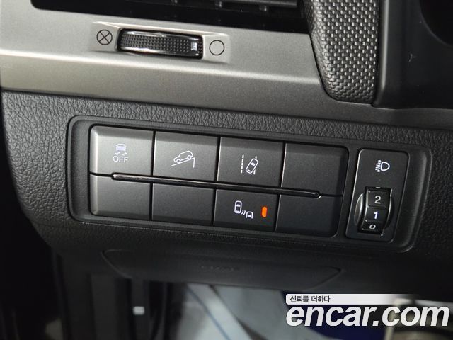KG Mobility (SsangYong) Rexton Sports Khan Diesel 2.2 4WD Professional X (5-Link) 2019 — фото 17