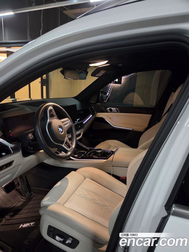 BMW X7 (G07) xDrive 40i M Sport 6STR 2024 — фото 9