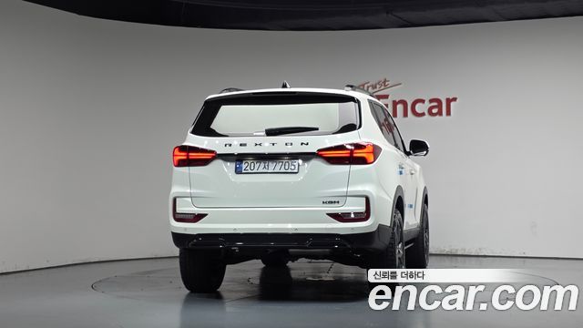 KG Mobility (SsangYong) Rexton New Arena Disel 2.2 4WD Summit 2024 — фото 4